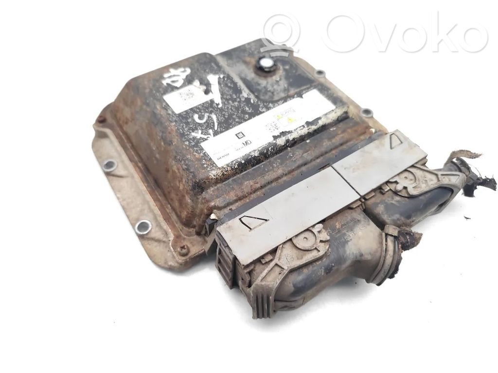 Opel Astra J Engine control unit/module 