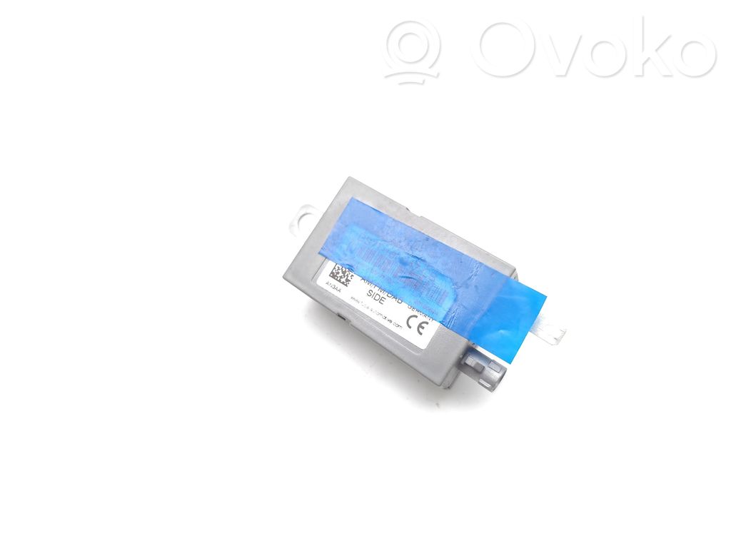 Ford Mondeo MK V Antenas pastiprinātājs 
