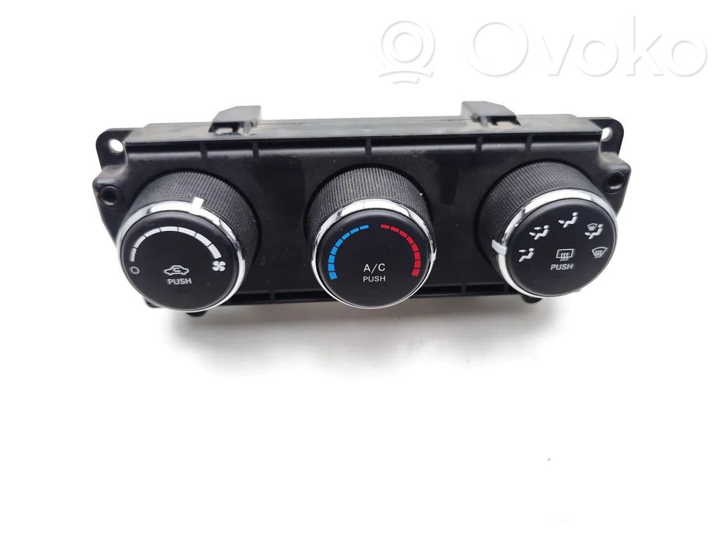 Jeep Compass Climate control unit 