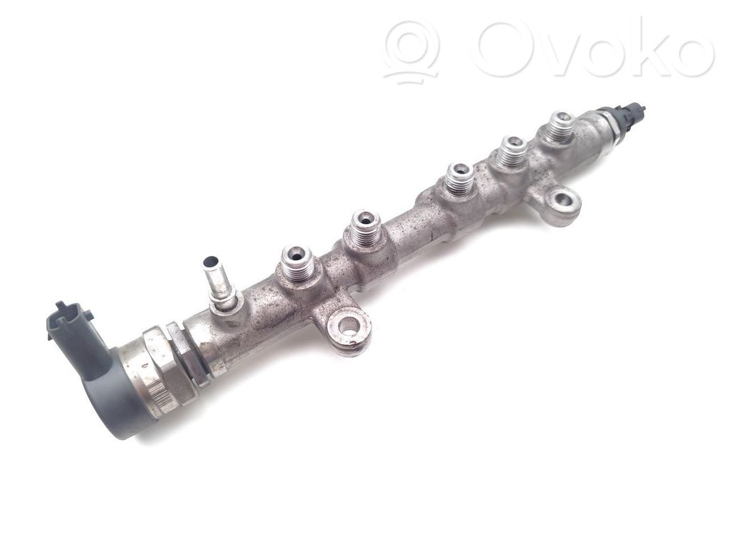 Land Rover Discovery 4 - LR4 Linea principale tubo carburante 