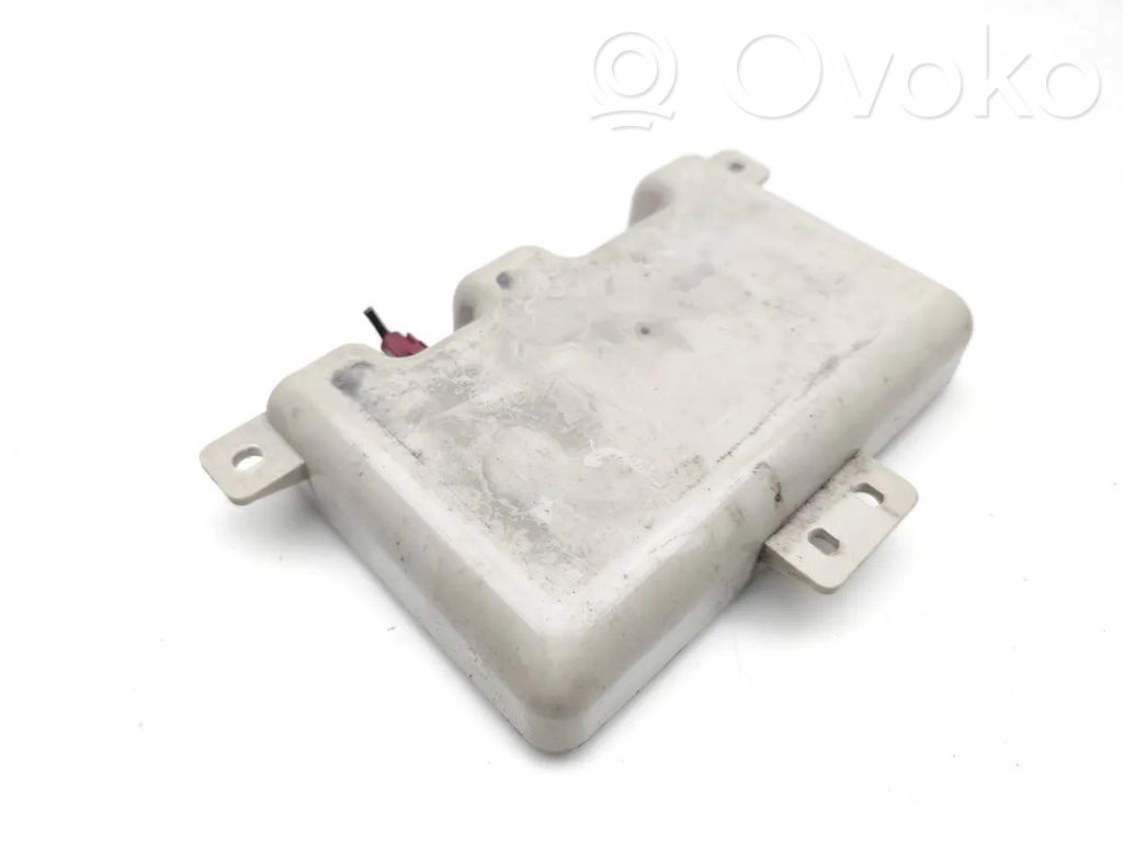 Amplificateur d'antenne   6957347,21367510