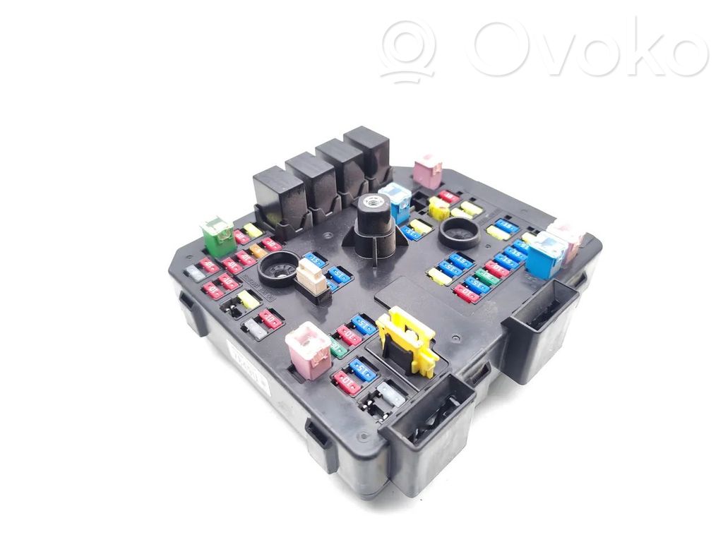 Opel Antara Fuse module 