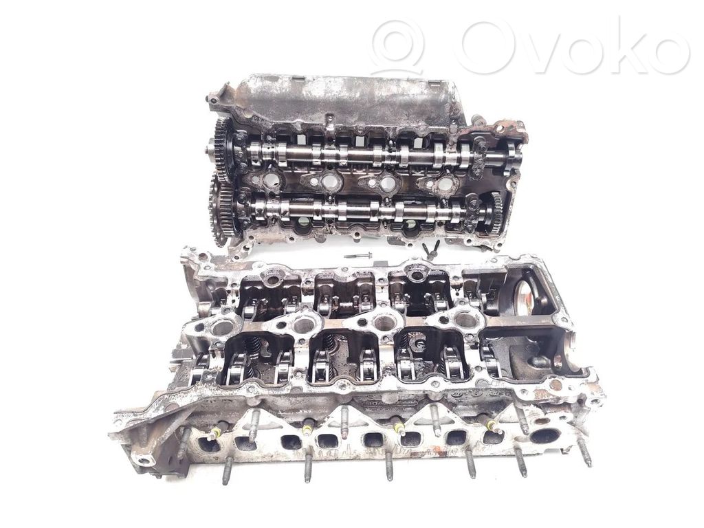 Renault Trafic III (X82) Engine head 