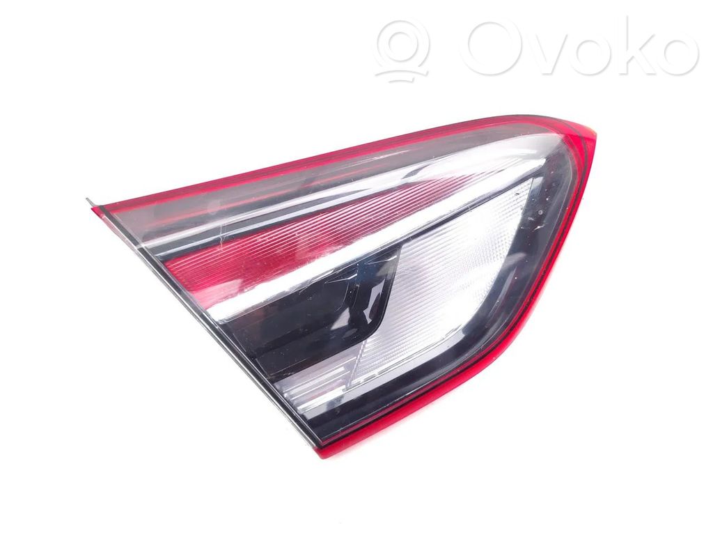 Opel Crossland X Takaluukun takavalot 