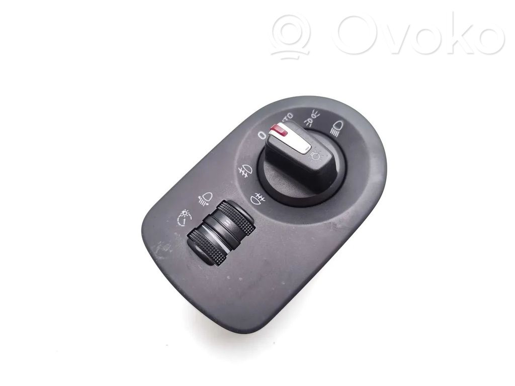 Seat Leon (1P) Interruptor de luz 