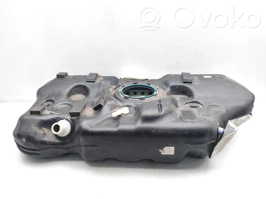 Polttoainesäiliö   31171G4000A,241121A0195,31100J7300