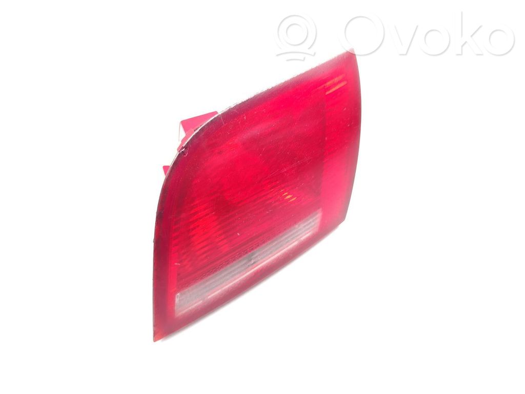 Audi A3 S3 8P Lampy tylnej klapy bagażnika 