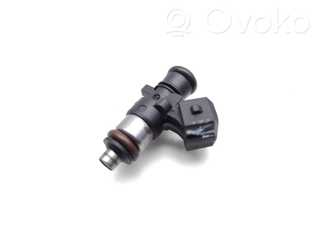 Alfa Romeo Mito Fuel injector 