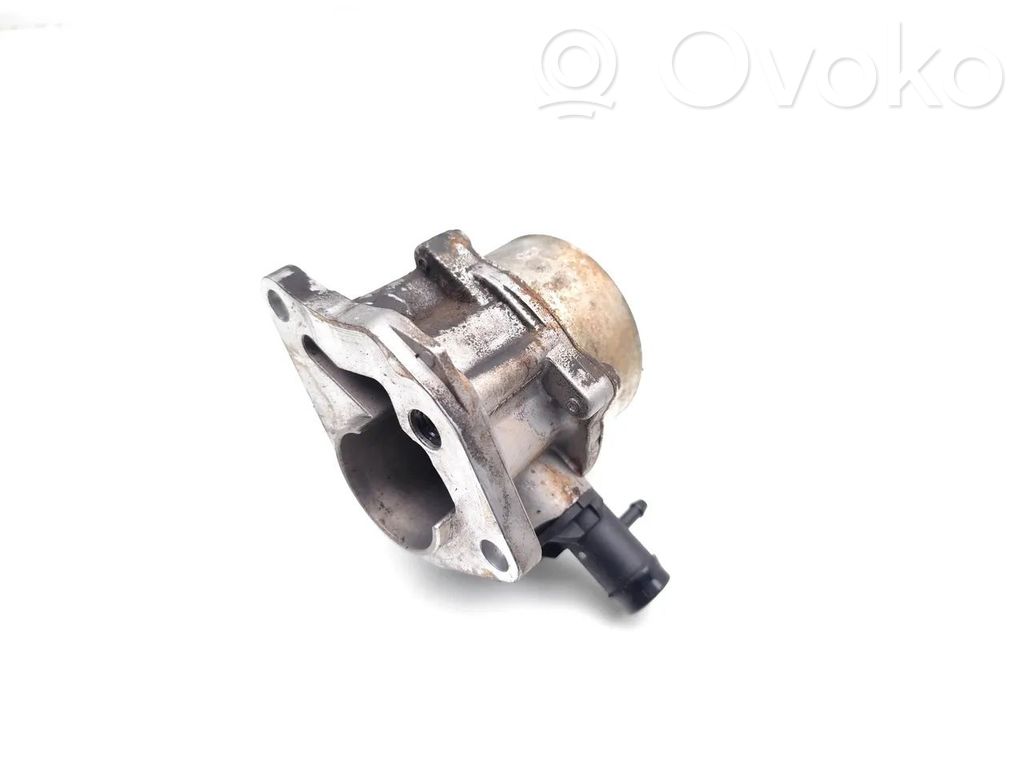 Alipainepumppu   146505272R,705641000
