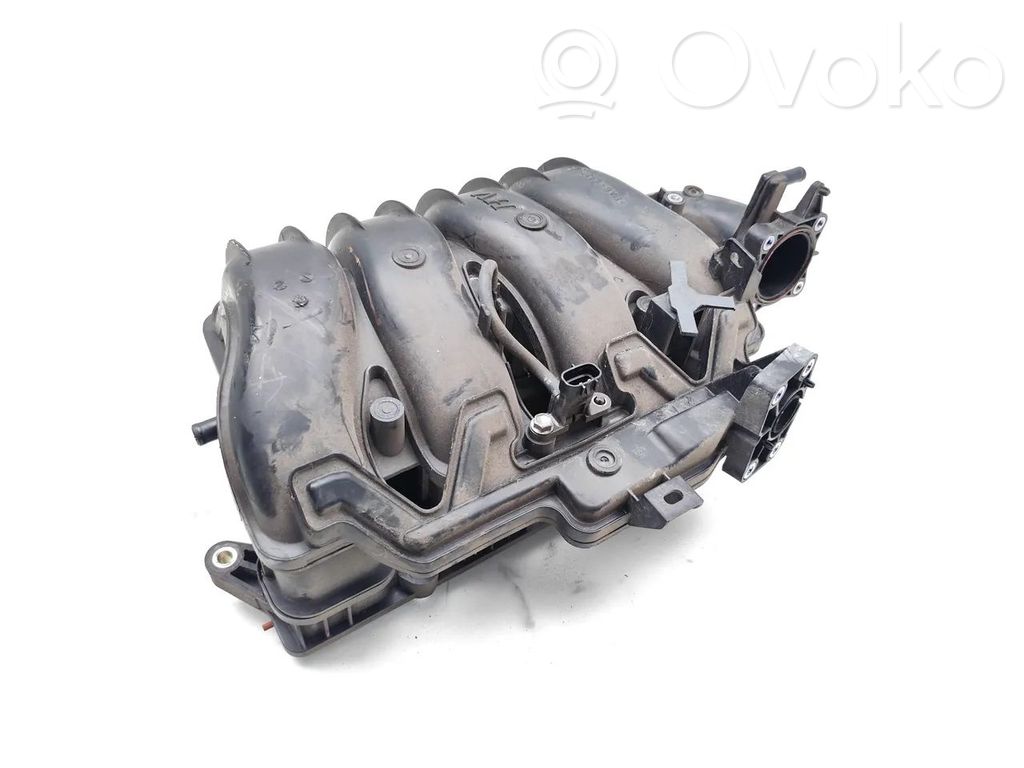 Toyota RAV 4 (XA40) Intake manifold 