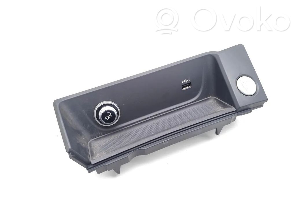 Enchufe conector USB   8W2864131B