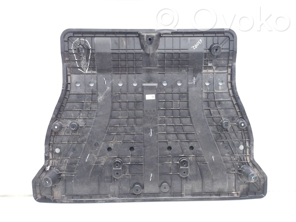 Polestar 4 Cache de protection sous moteur 