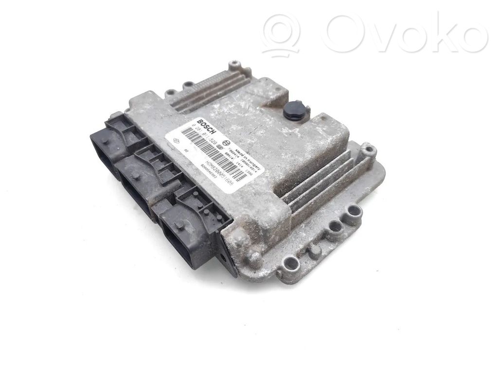 Renault Trafic II (X83) Engine control unit/module 
