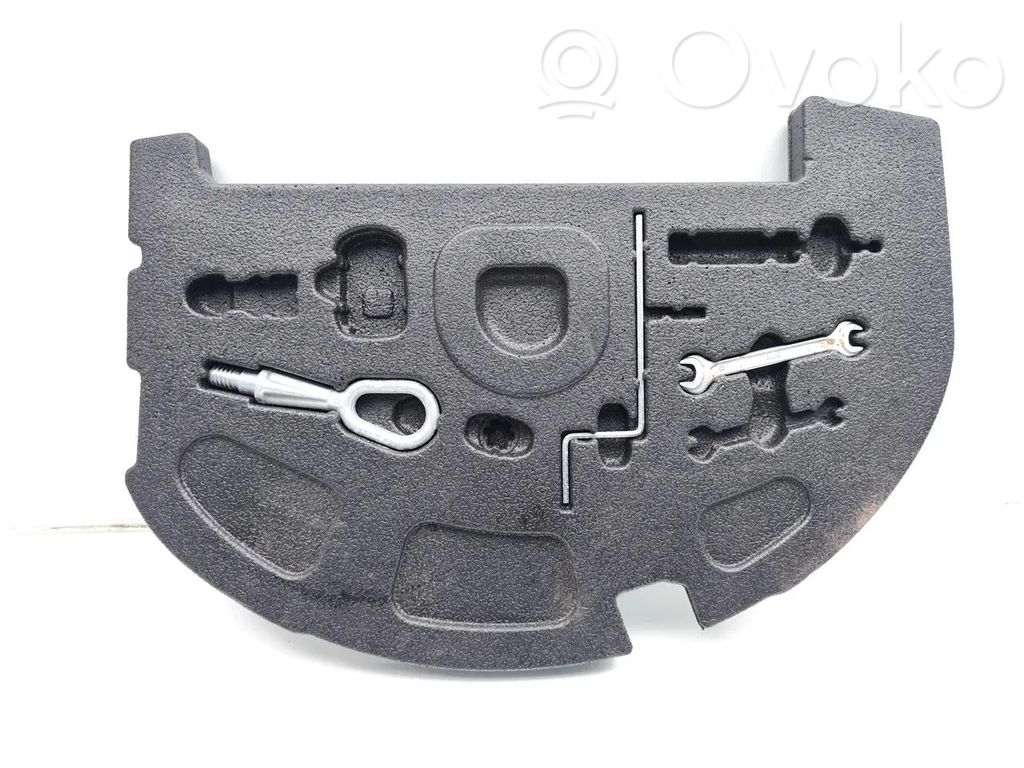 BMW 6 E63 E64 Kit d’outils 