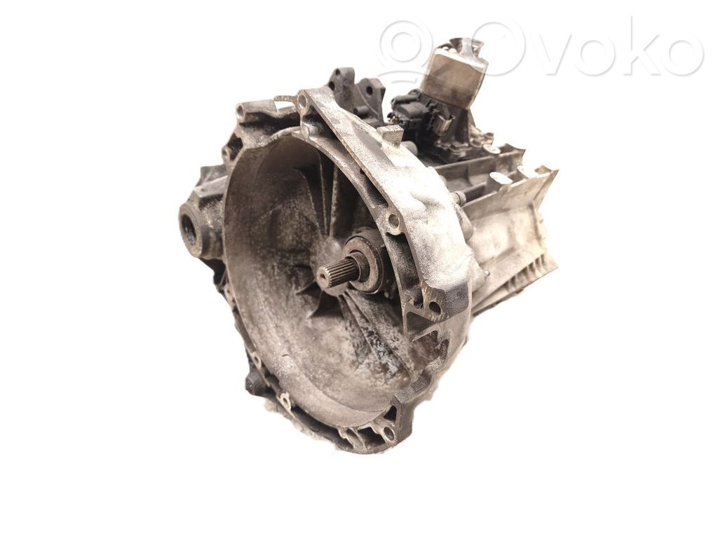 Ford Transit Cutie viteze manuală cu 5 trepte 