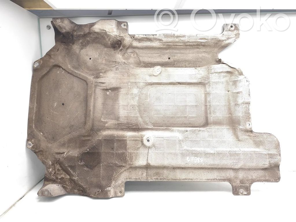 Engine splash shield/under tray   A2045203323