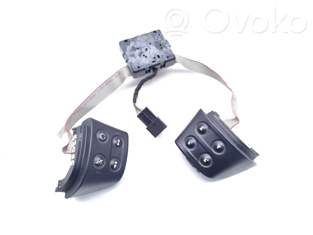 Seat Leon (1P) Steering wheel buttons/switches 