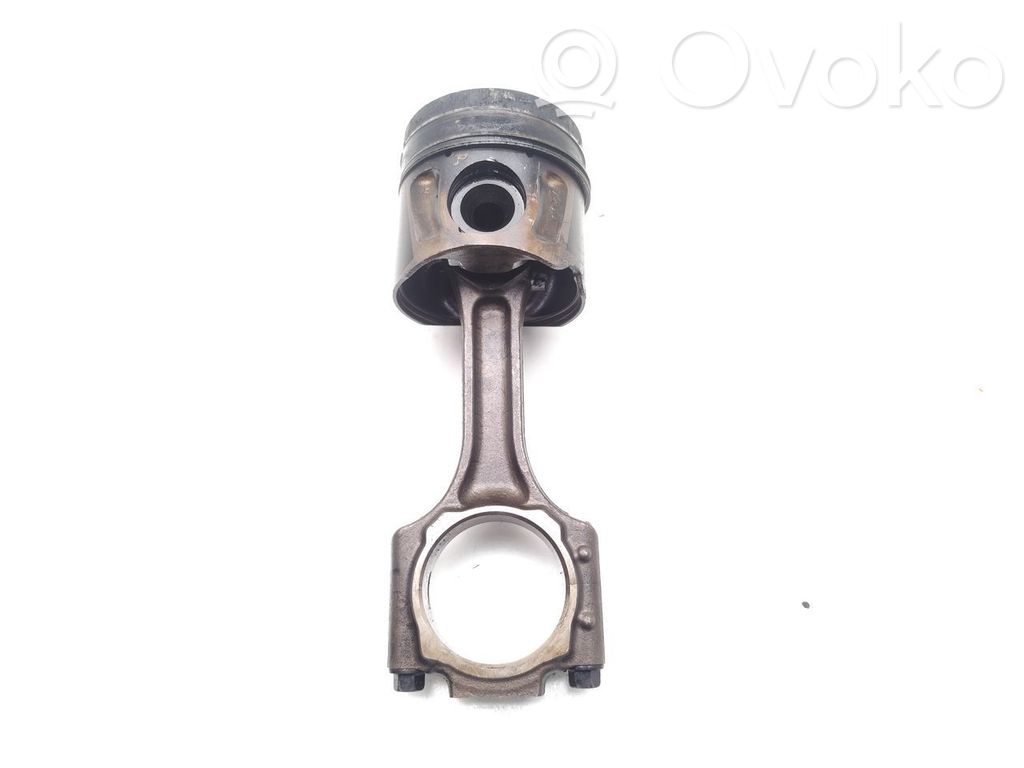 Chevrolet Orlando Piston cu bielă 