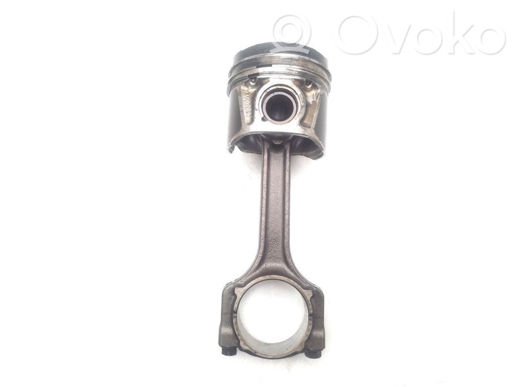 Opel Corsa D Piston cu bielă 