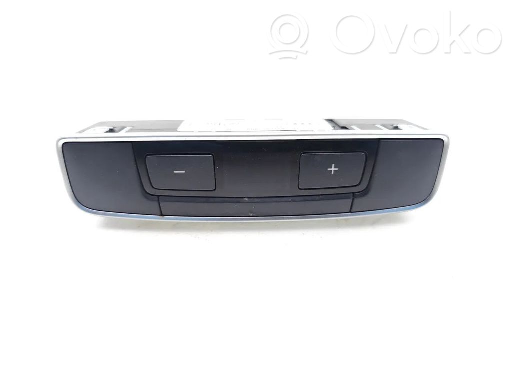 Panel klimatyzacji   8W0919158C,5HB01148390