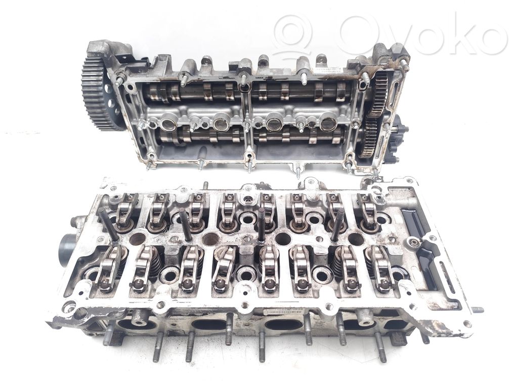 Opel Zafira C Engine head 