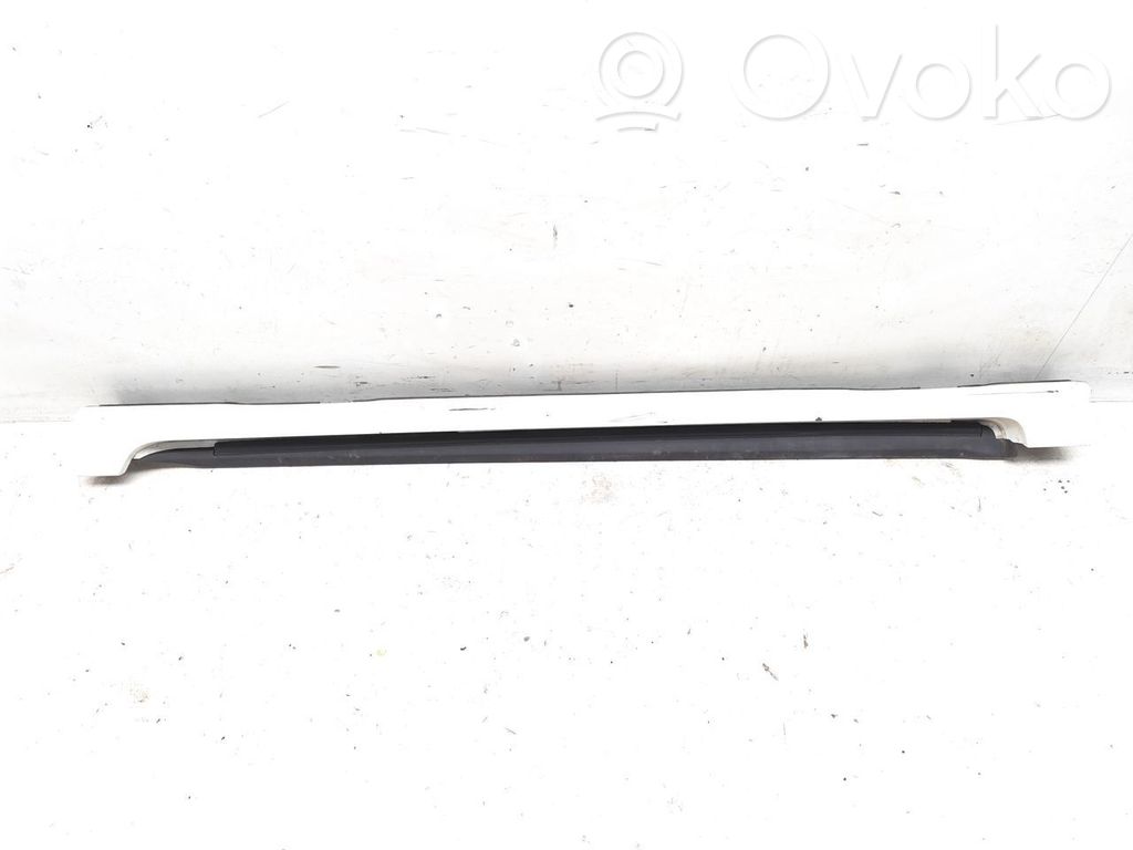 Próg   E1GJ10155A