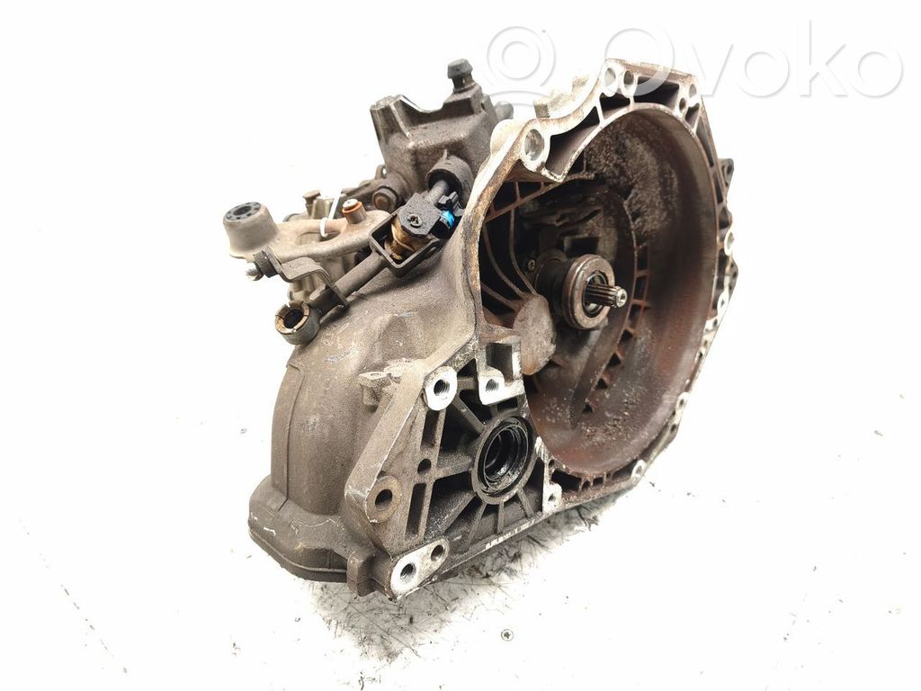 Opel Corsa D Cutie viteze manuală cu 5 trepte 
