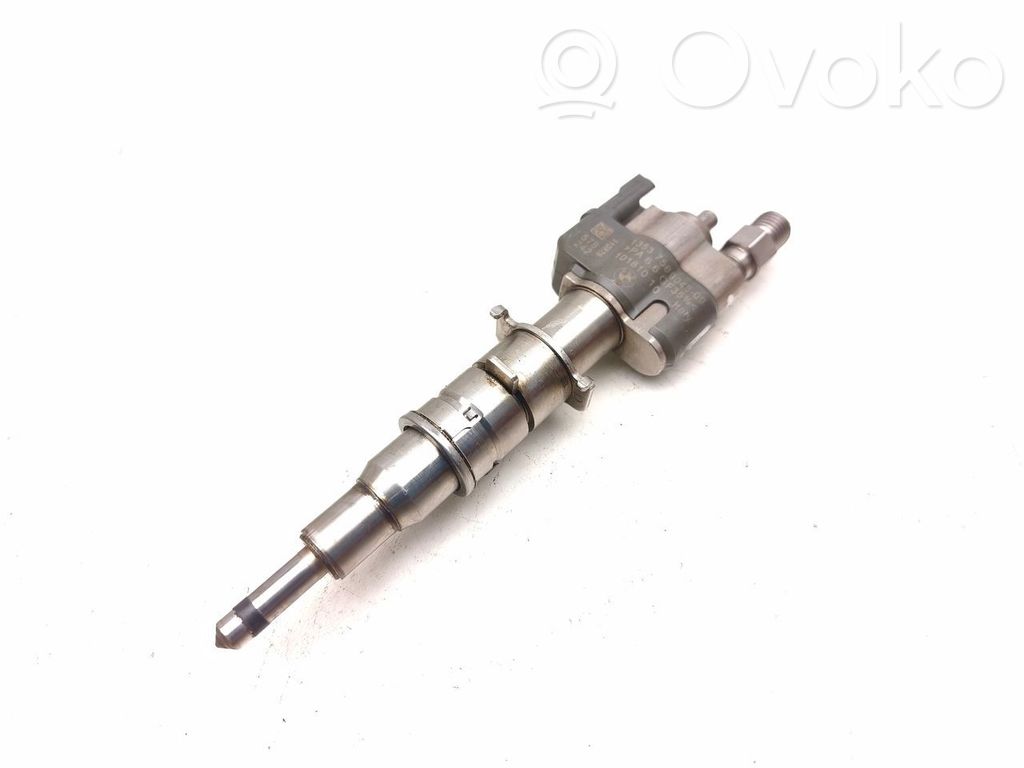 Injecteur de carburant   7589048,758904809
