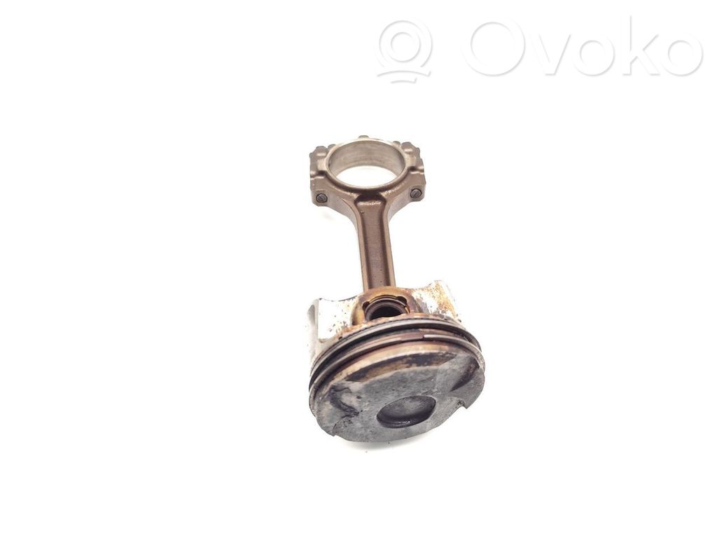 Opel Astra K Piston cu bielă 
