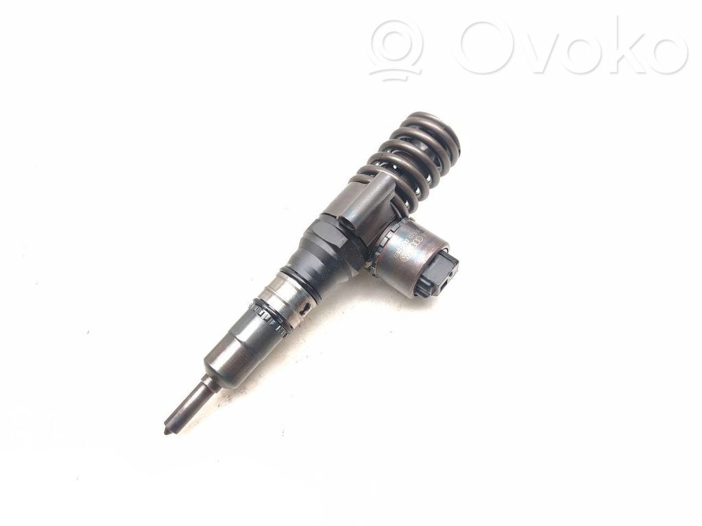 Volkswagen Touran I Injector combustibil 