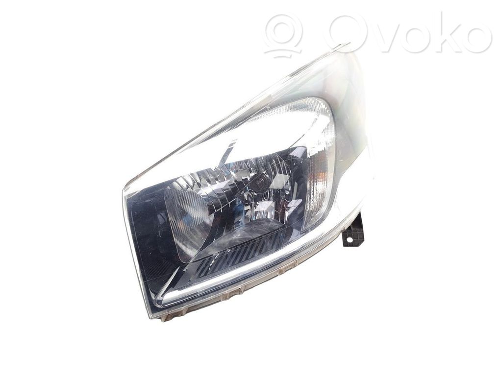 Opel Vivaro Phare frontale 