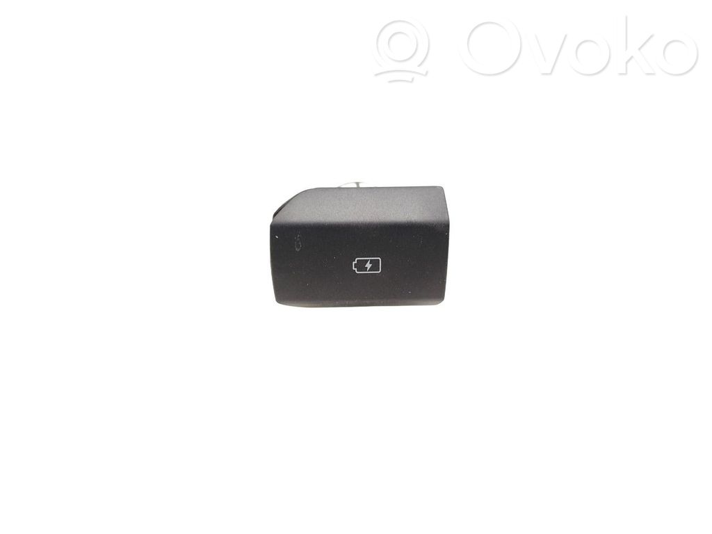 KIA Niro USB-pistokeliitin 