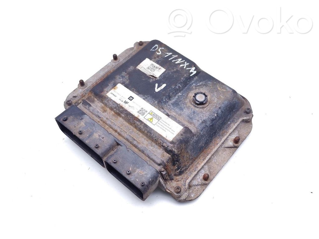 Opel Zafira B Sterownik / Moduł ECU