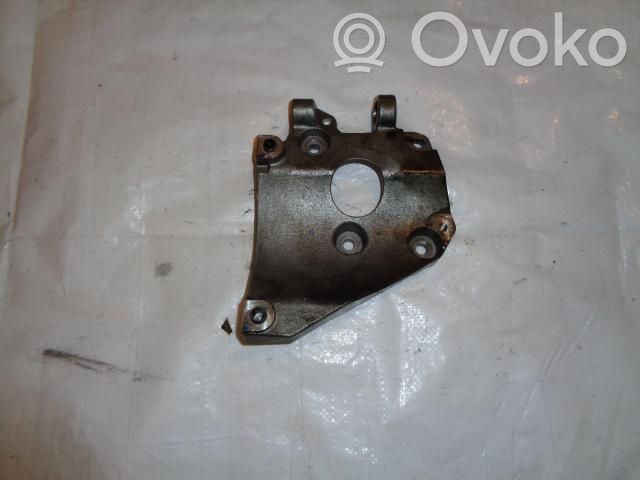 Volvo V40 A/C compressor mount bracket 