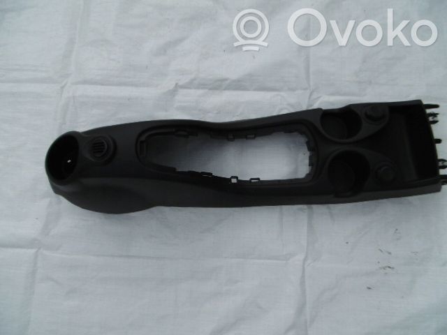 Citroen C3 Picasso Center console 
