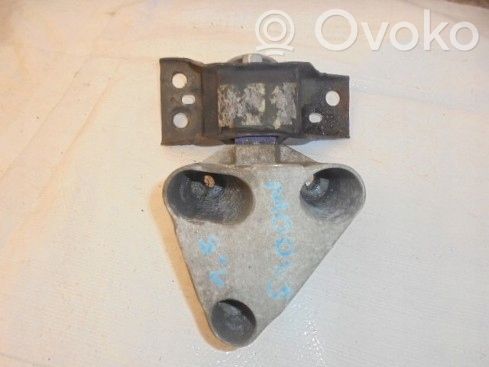 Renault Clio III Engine mount bracket 