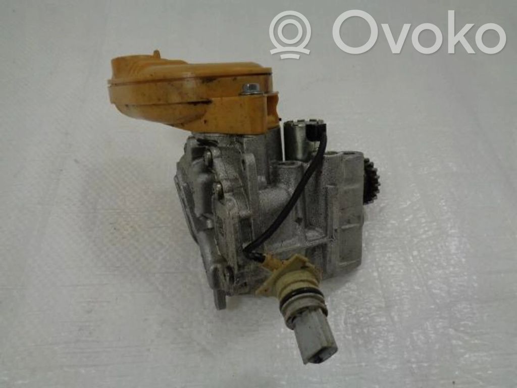 Nissan Juke I F15 Pompa dell’olio 