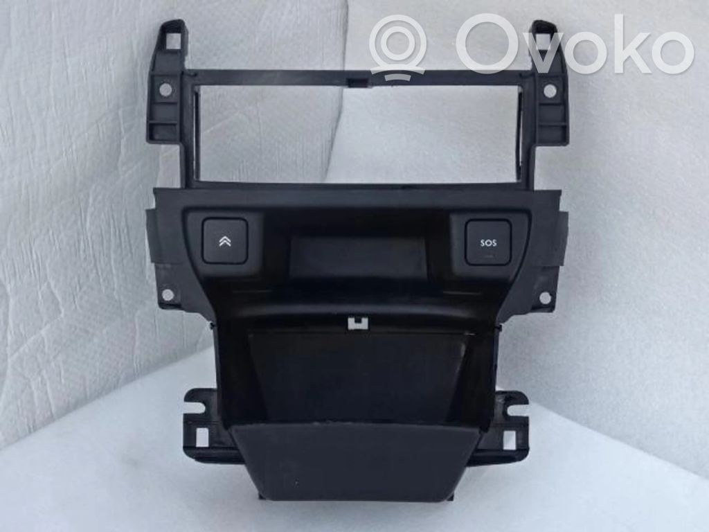 Citroen DS3 Dashboard storage box/compartment 