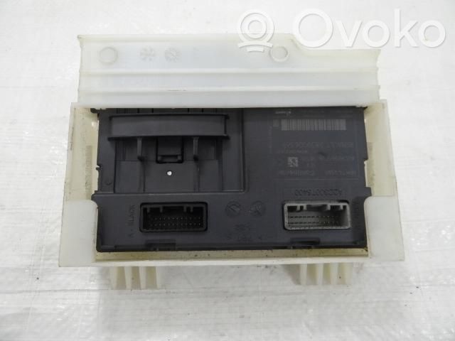 Renault Captur Ignition key card reader 
