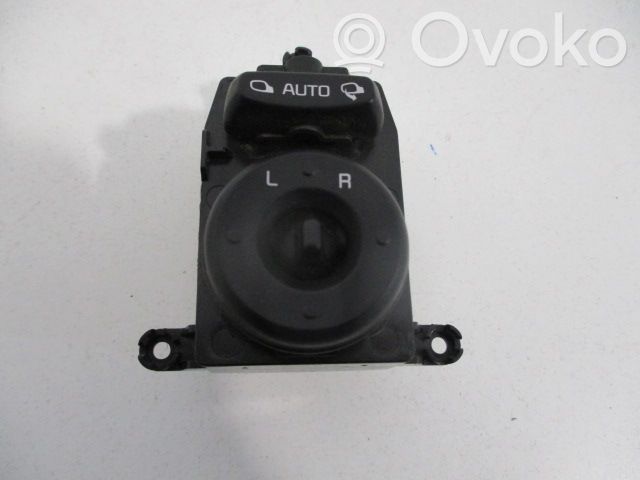 KIA Carens III Wing mirror switch 