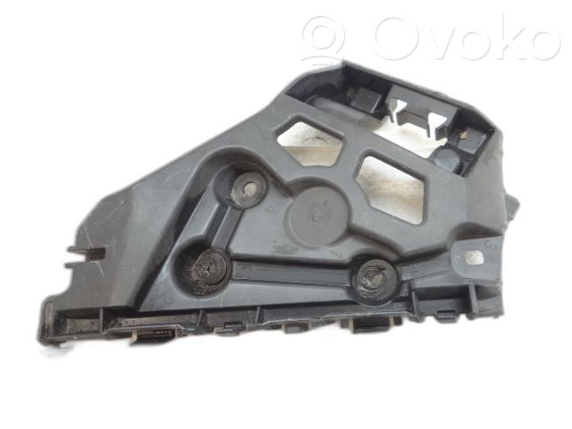 Renault Clio IV Rear bumper mounting bracket 