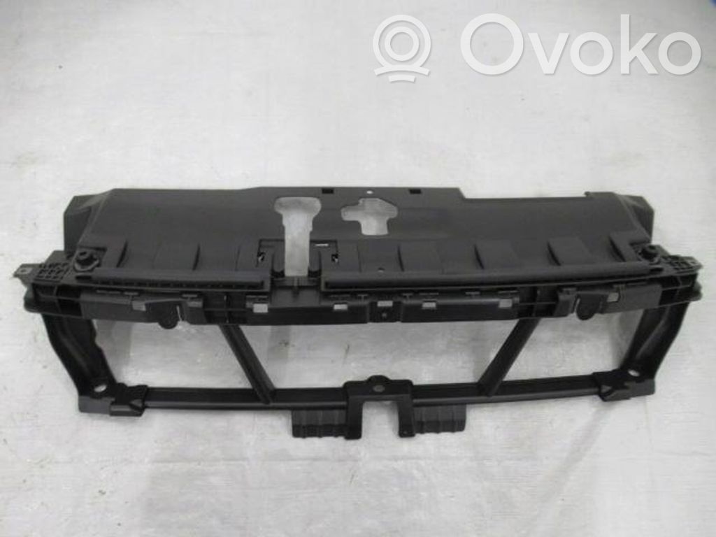 Peugeot 308 Soporte del parachoques delantero 