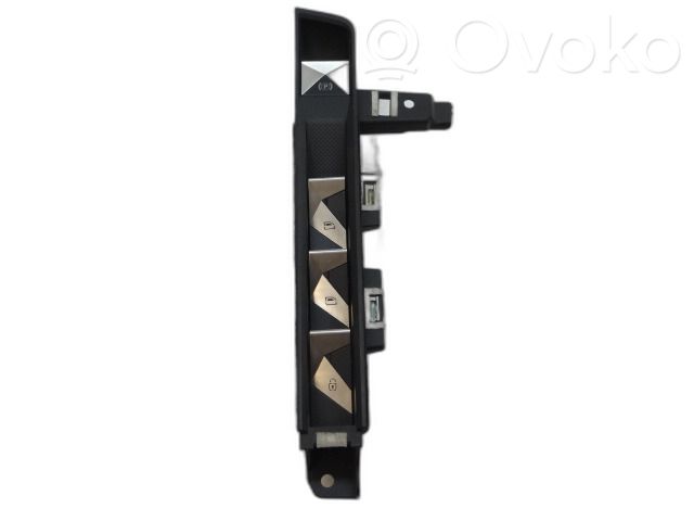 Citroen DS7 Crossback Electric window control switch 