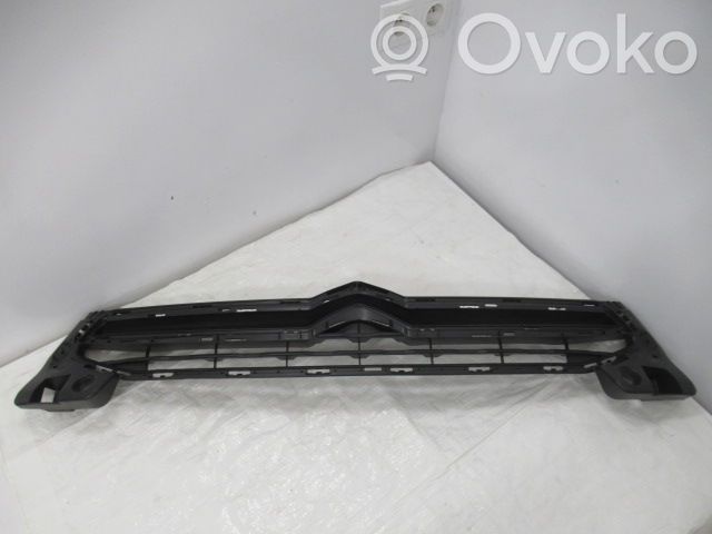 Front bumper lower grill   9676957880