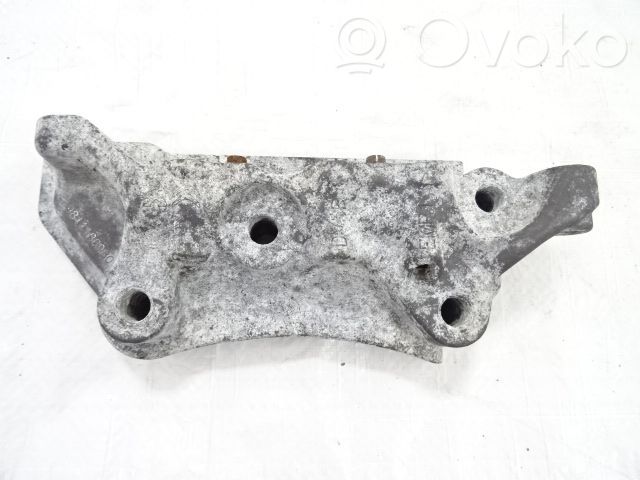 Peugeot 208 II Engine mount bracket 