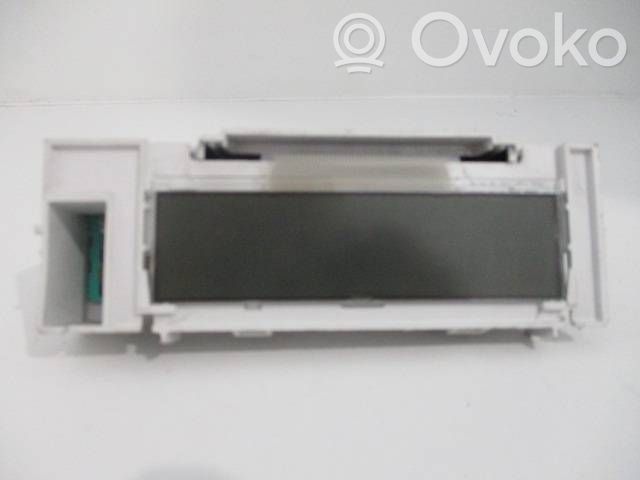 Renault Megane II Screen/display/small screen 