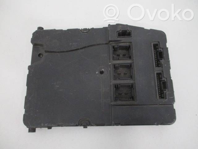 Renault Megane II Central body control module 