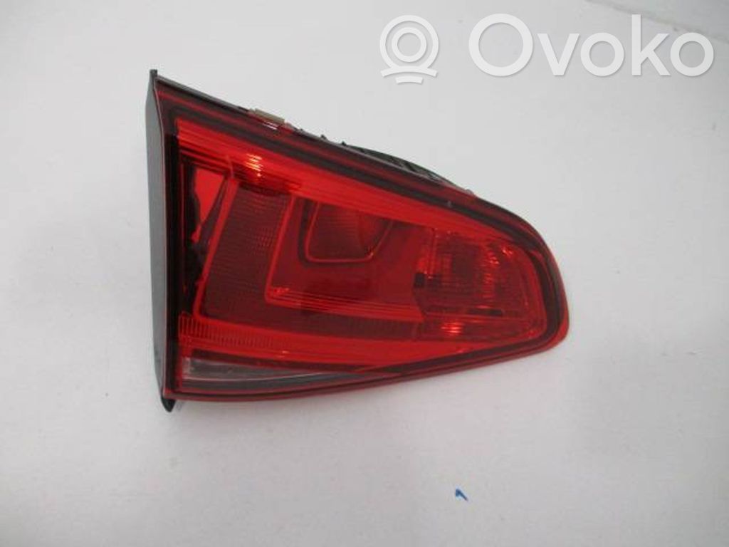 Volkswagen Golf VII Lampă spate în capacul portbagajului 