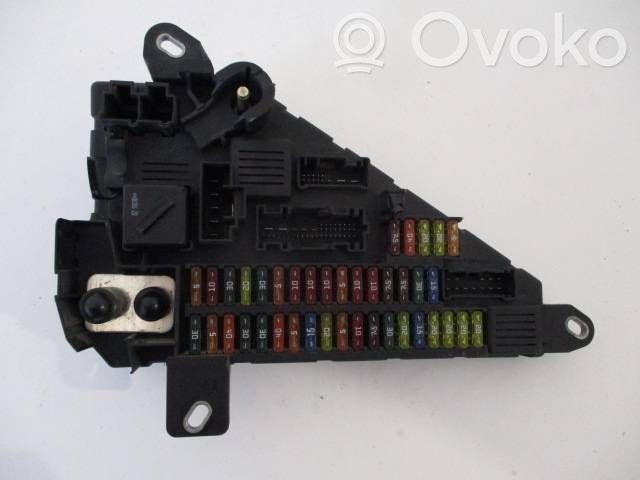 BMW 5 E60 E61 Fuse module 