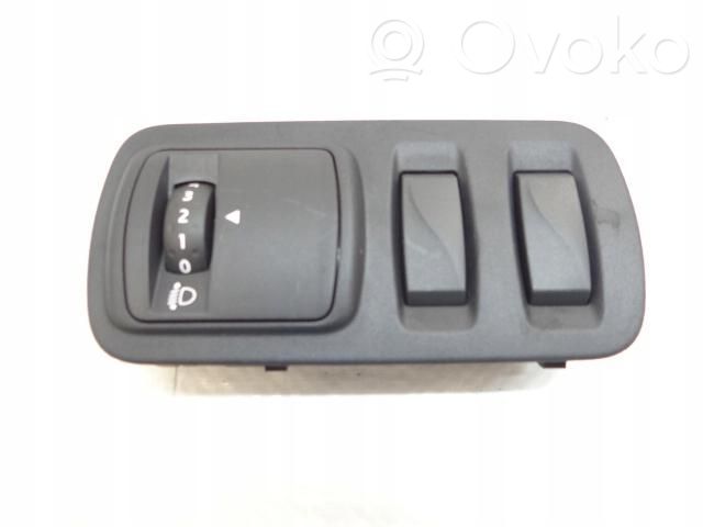 Renault Kadjar Headlight level height control switch 